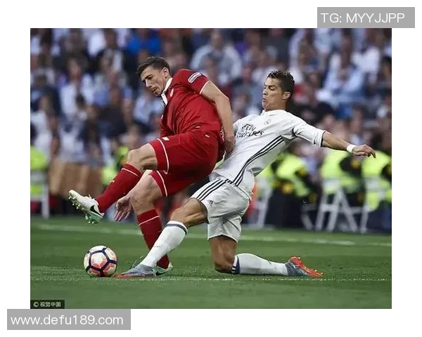 最蛇皮的足球明星揭秘他们背后的奇葩故事与争议时刻